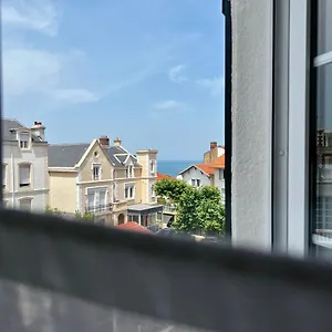 Hotel Saint **